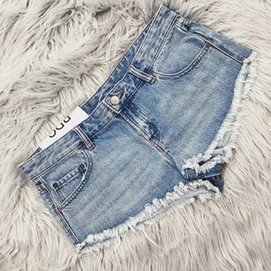 BDG Cut Off Denim Shorts Size 28